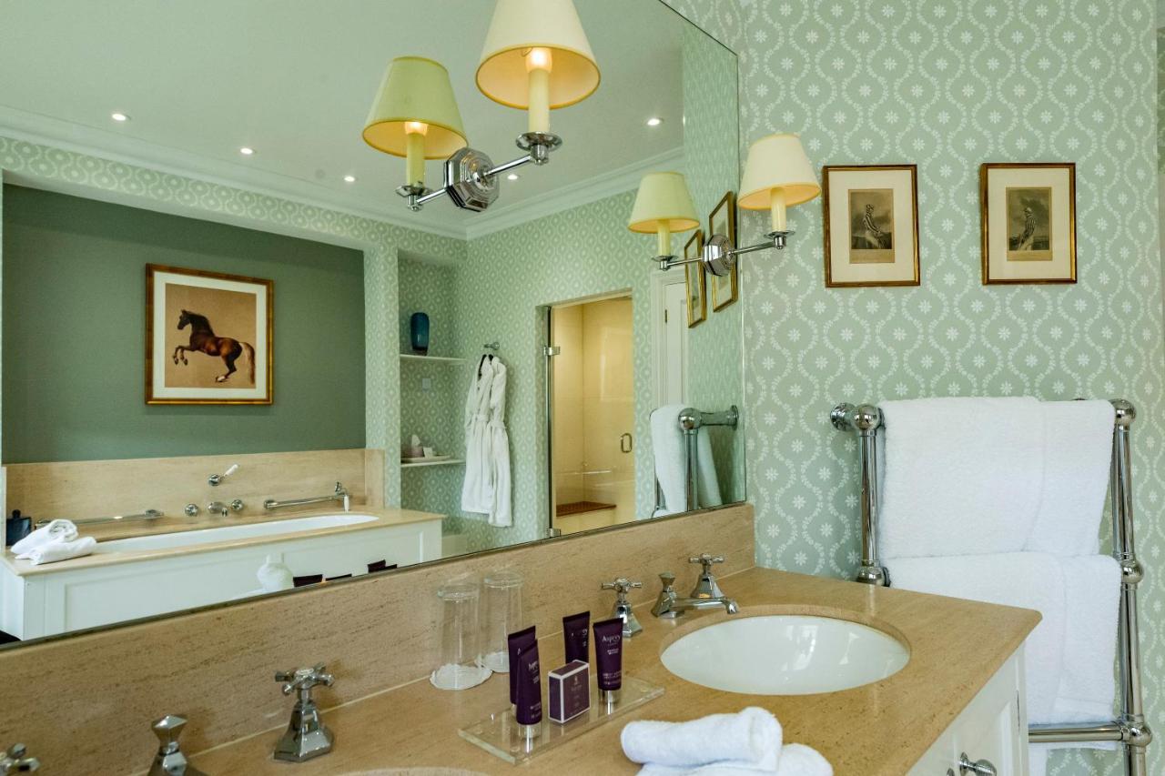The Jockey Club Rooms Newmarket  Luaran gambar