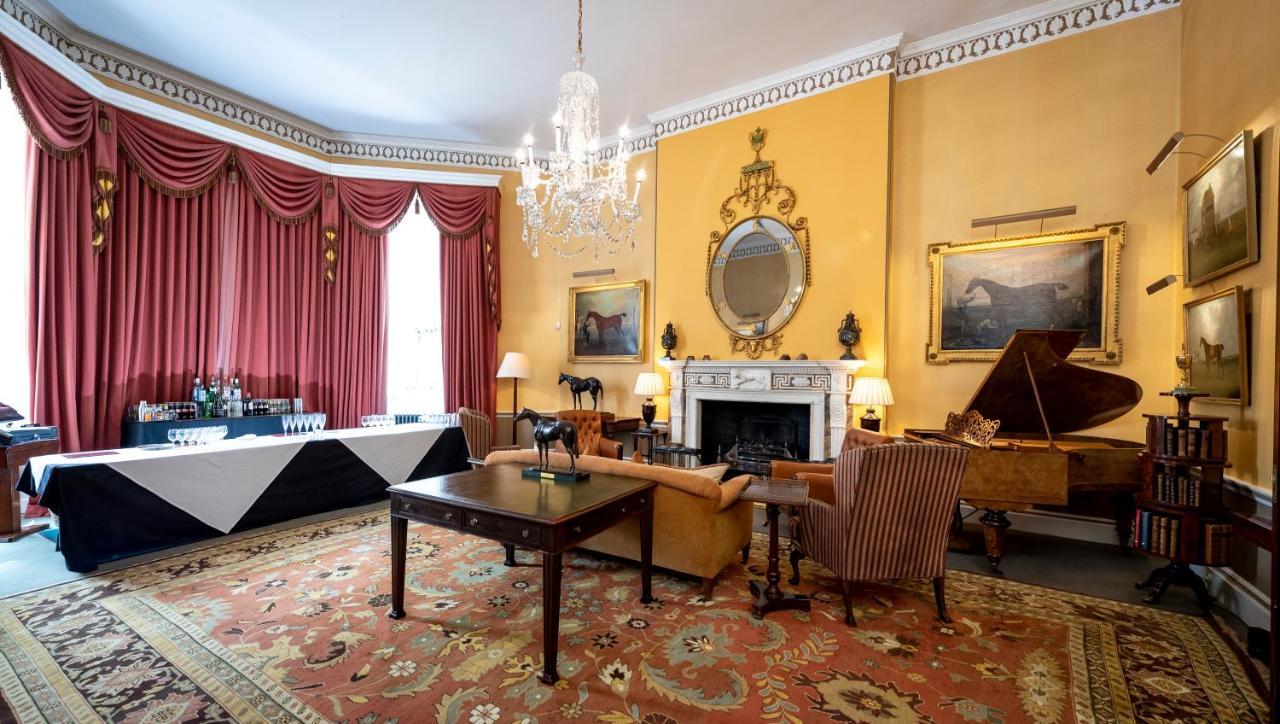 The Jockey Club Rooms Newmarket  Luaran gambar