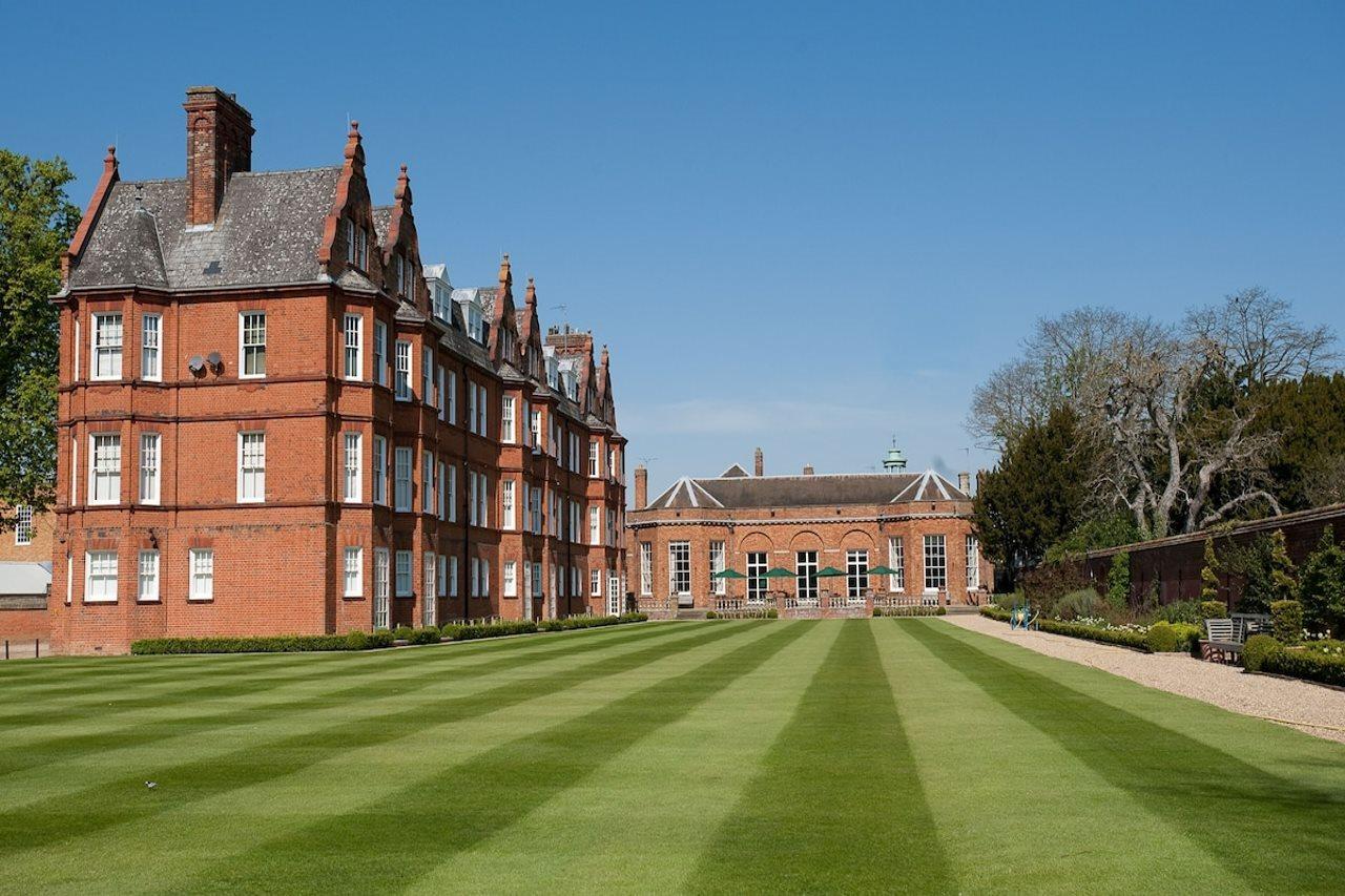 The Jockey Club Rooms Newmarket  Luaran gambar