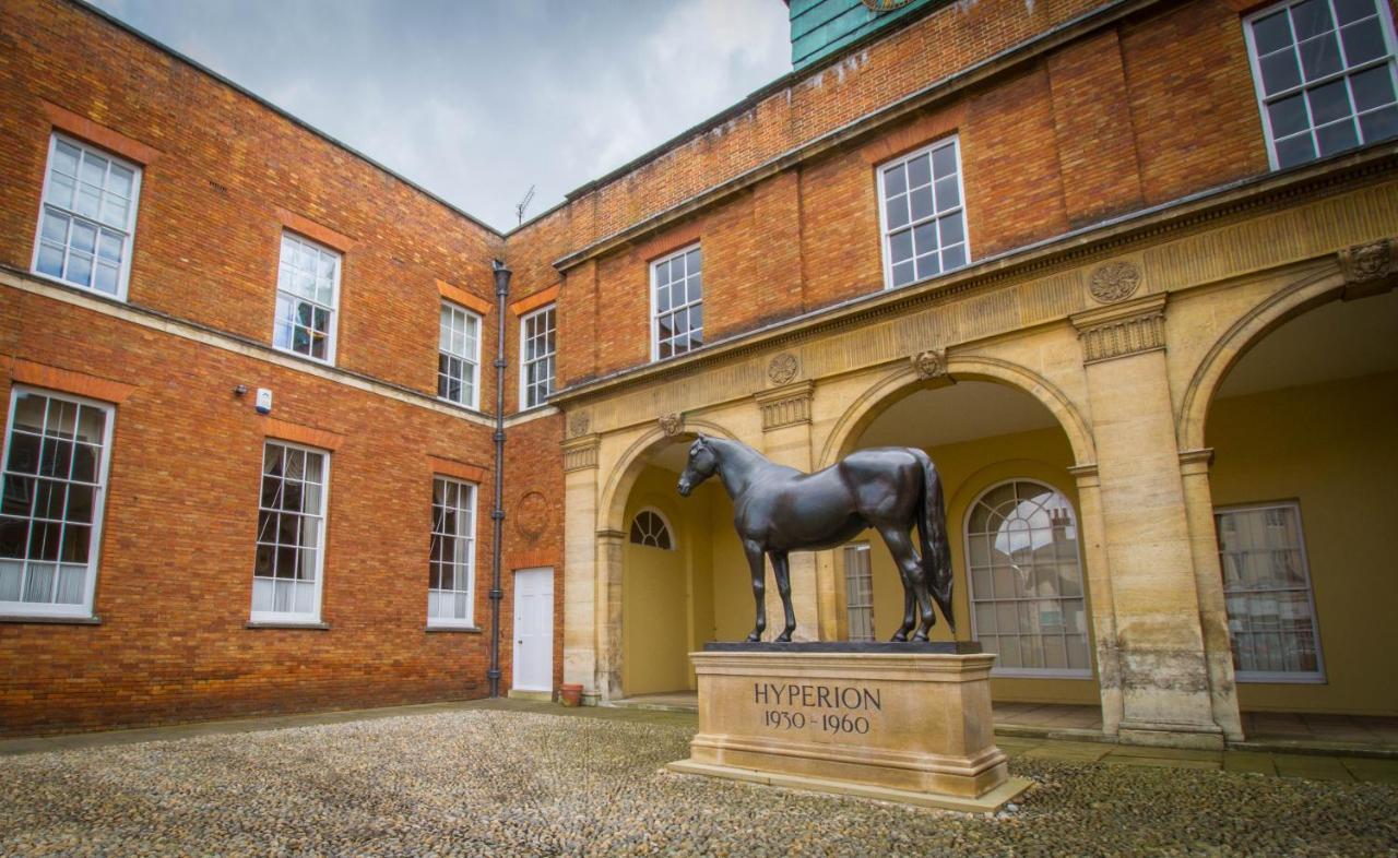 The Jockey Club Rooms Newmarket  Luaran gambar